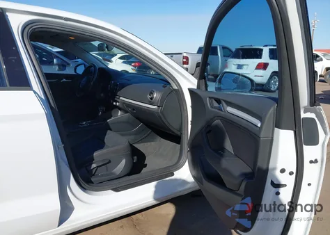 2015 Audi A3 1.8T Premium из США, поврежденный, VIN WAUACGFF6F1032810